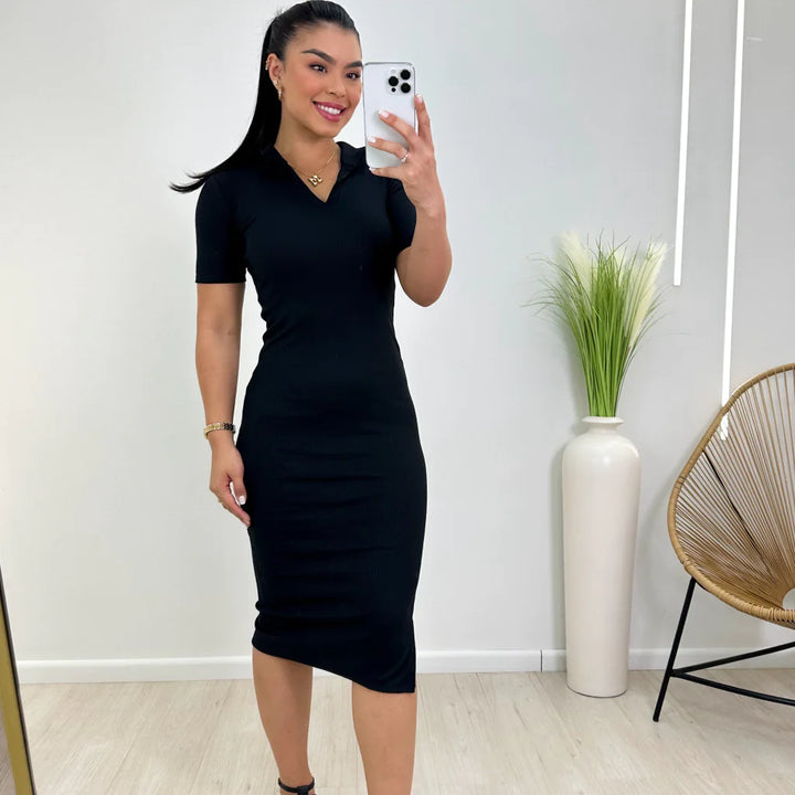 Vestido canelado de gola